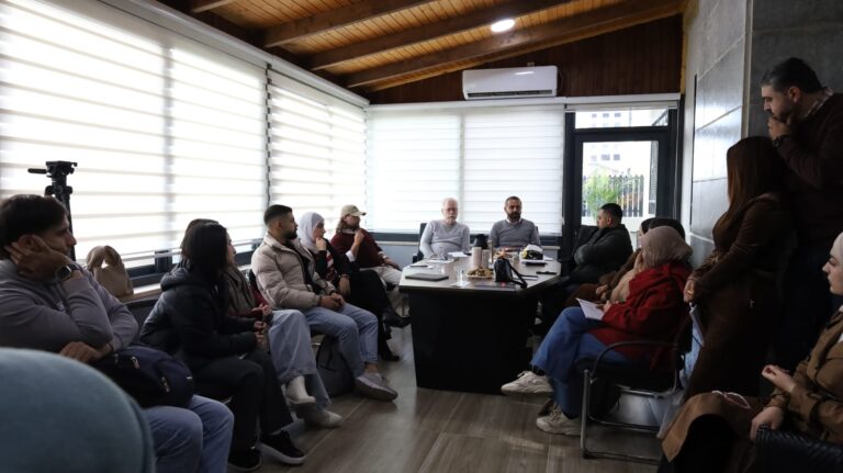 Witness Center Holds an Interactive Youth Dialogue with International Expert Professor Nathan Brown to Discuss the Future of the Palestinian Cause